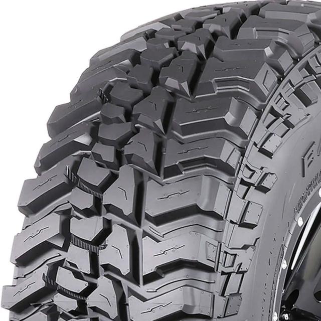 Mickey Thompson Baja Boss MT LT305/60R18