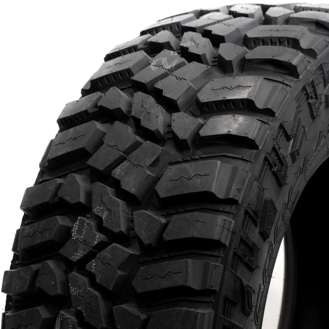 Cooper Discoverer STT Pro LT265/75R16