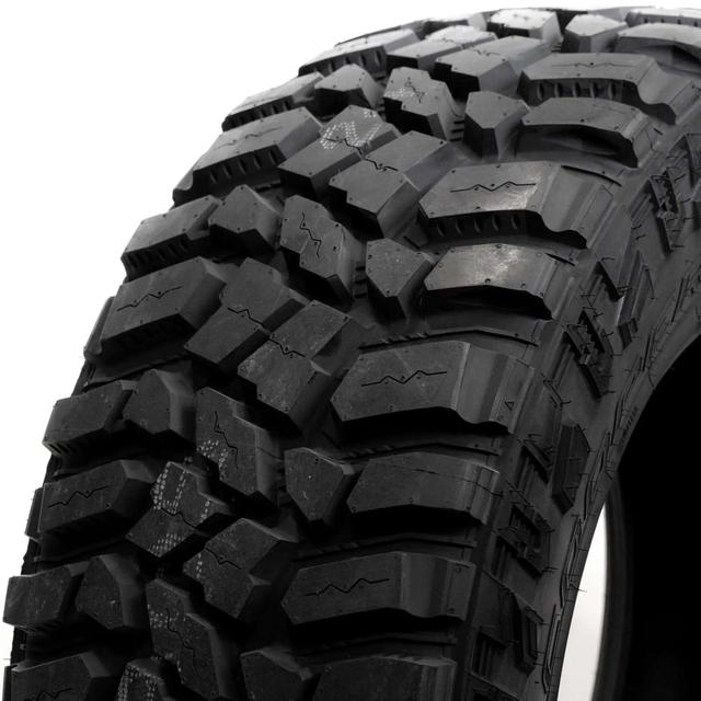 Cooper Discoverer STT Pro LT305/60R18
