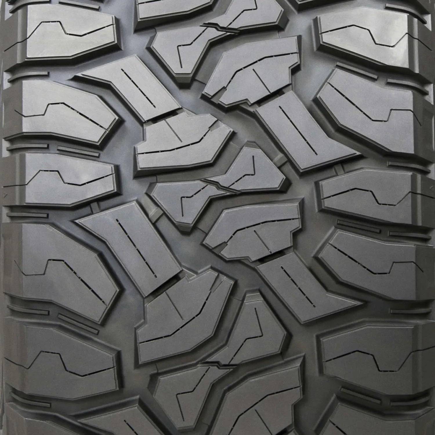 Delinte DX-12 Bandit RT 33x12.50R22LT