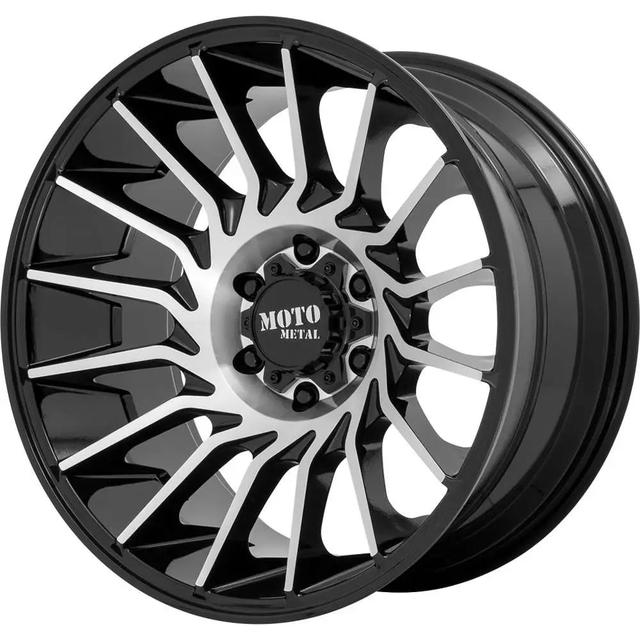 Moto Metal MO807 22x12 -44 5x5