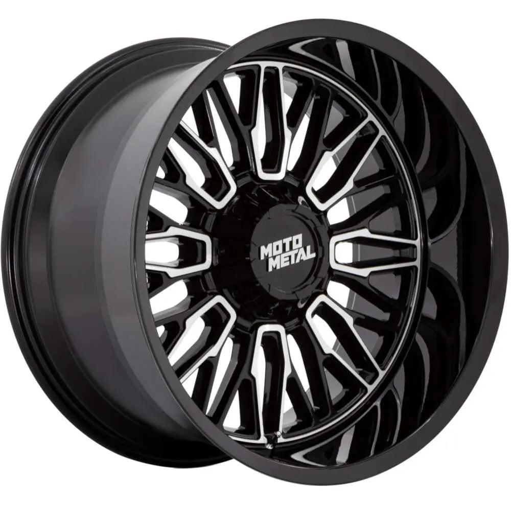Moto Metal MO809 20x9 +18 6x135 6x5.5