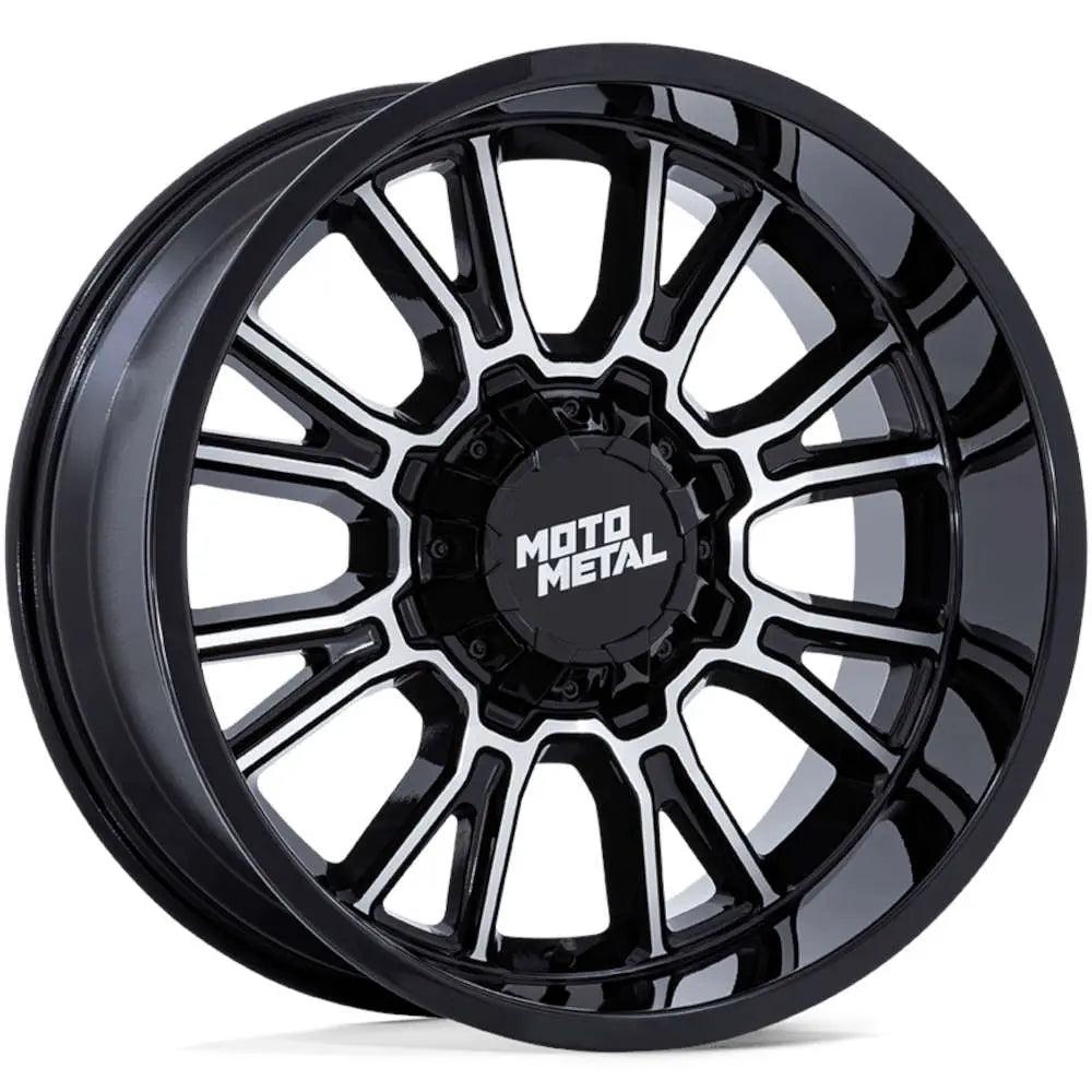 Moto Metal MO810 20x9 +20 8x180