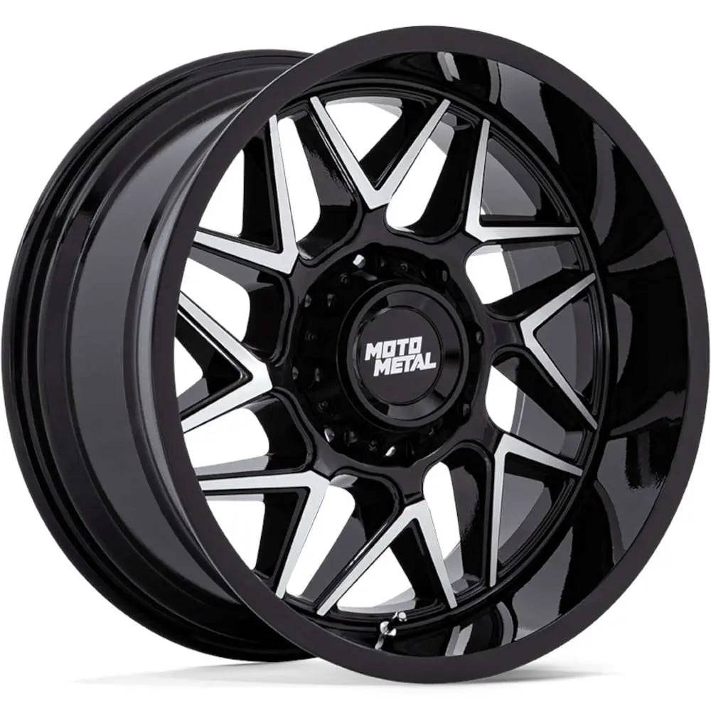 Moto Metal MO812 20x10 -18 5x5