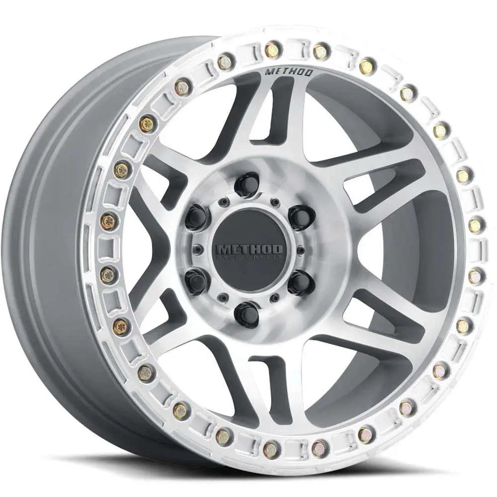 Method MR106 17x9 -44 8x6.5