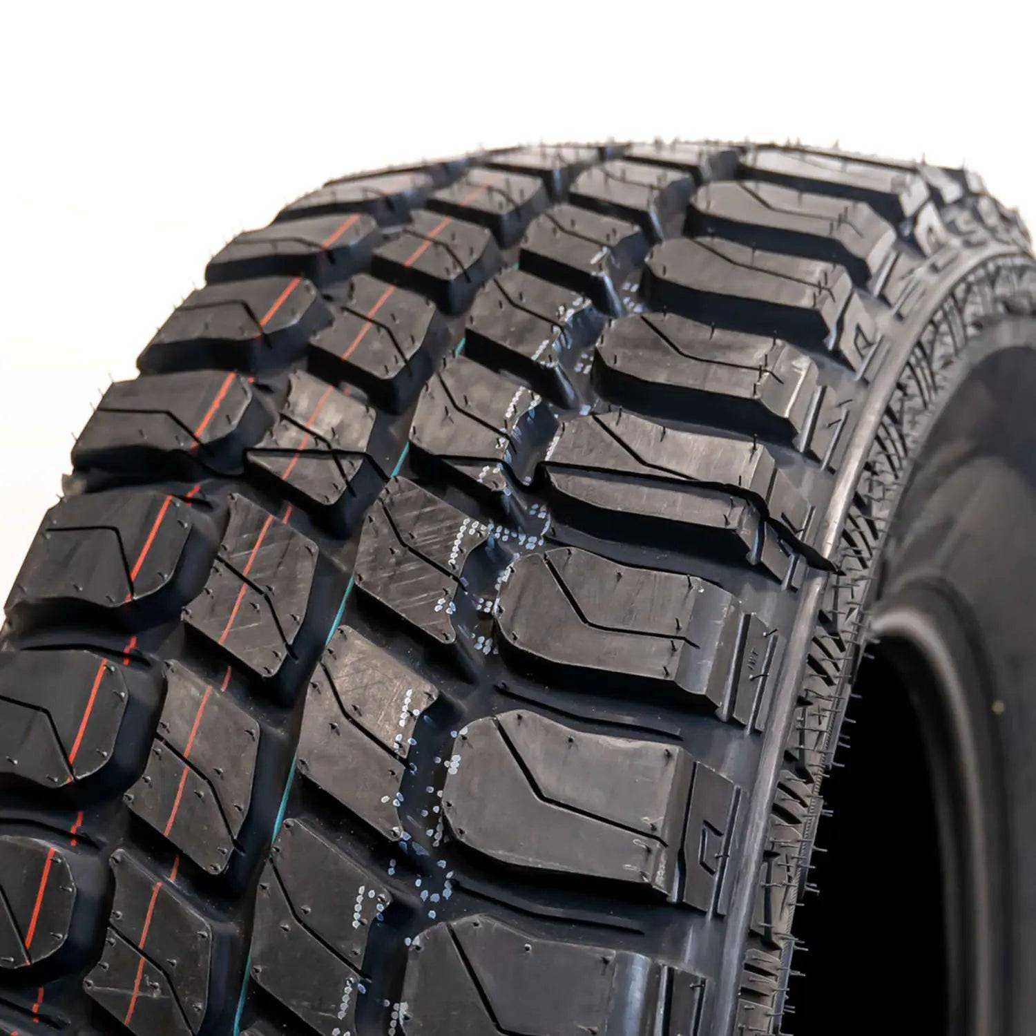 Gladiator QR900-MT 37x12.50R20LT