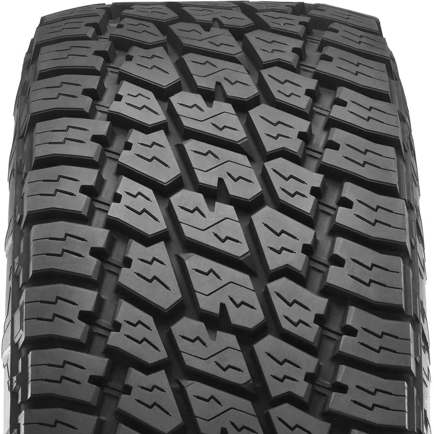 Nitto Terra Grappler G2 265/70R17