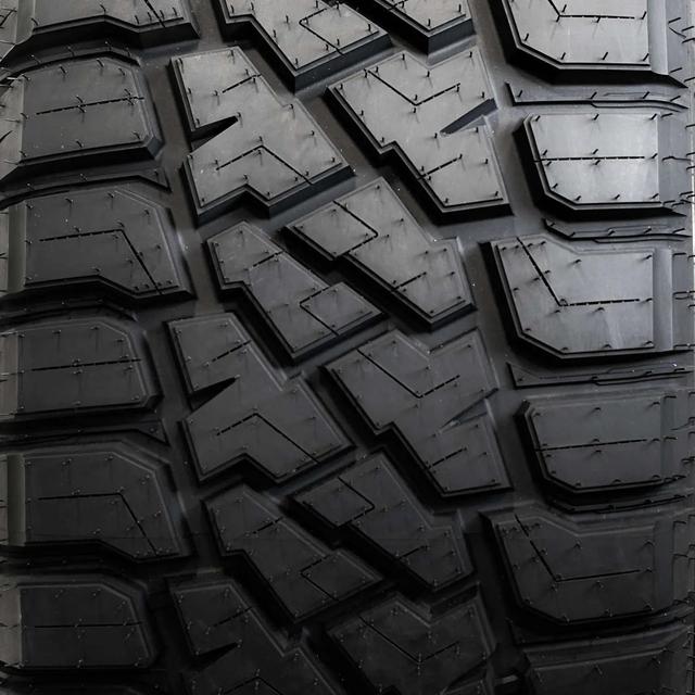 Landspider Wildtraxx R/T 37x13.50R24LT